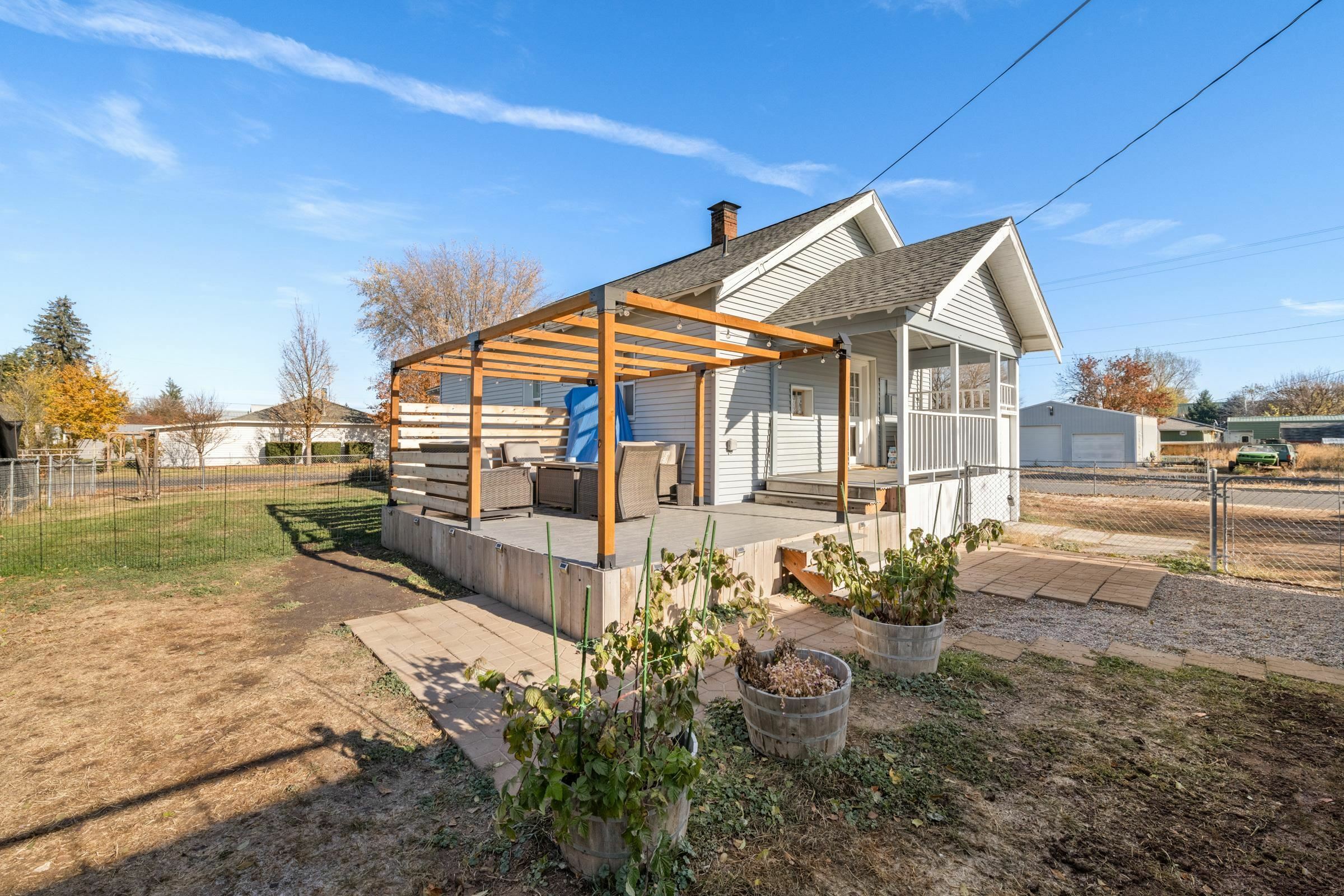 301 Maxwell St  Davenport WA 99122 photo