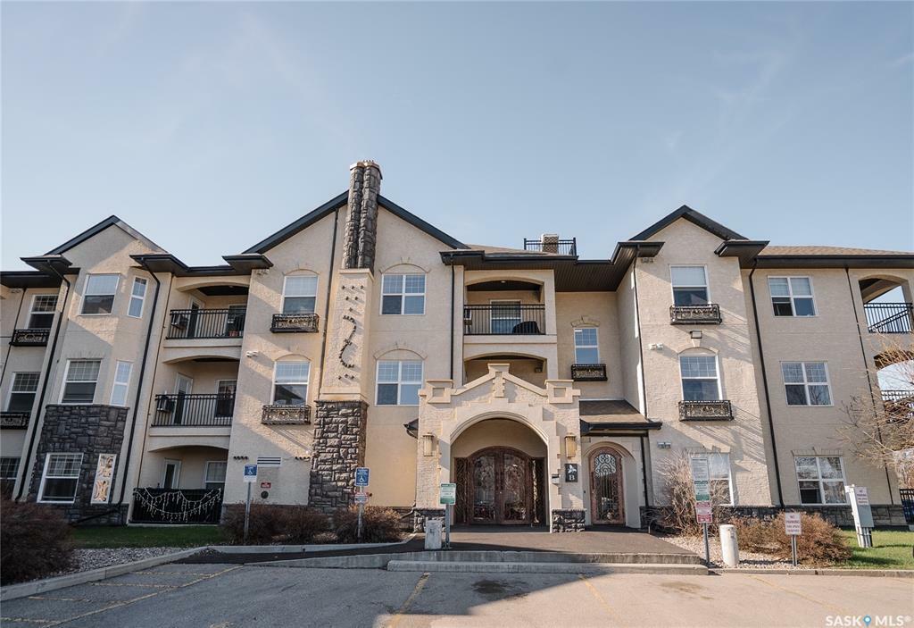 Property Photo: 415 Hunter Road 213B SK S7T 0J7