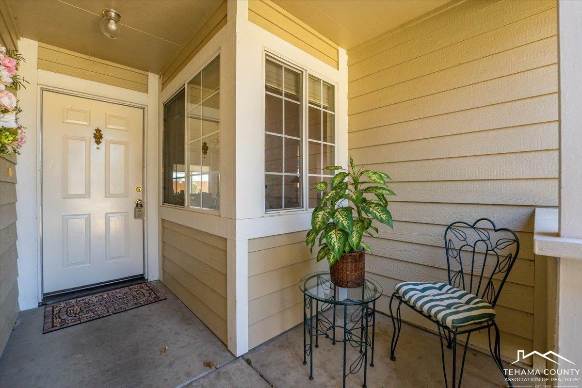 Property Photo: 216 Aspen Way CA 96080