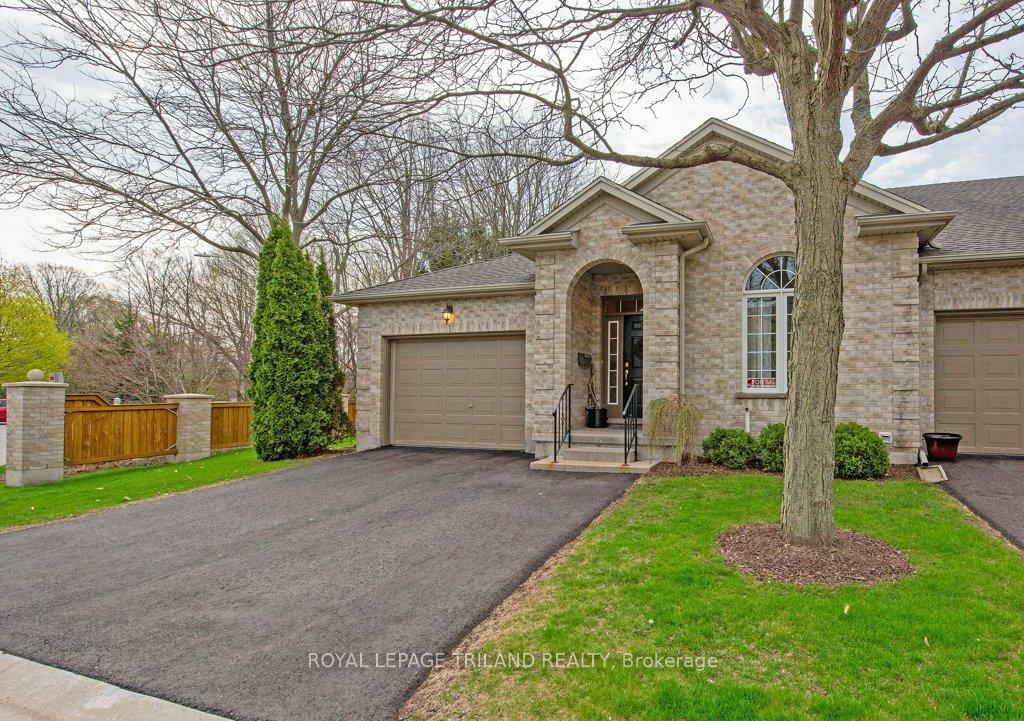 Property Photo: 87 Donker Drive 1 ON N5P 4L2