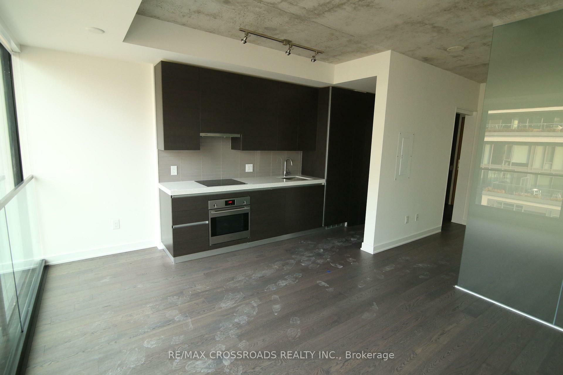 Property Photo: 629 King Street W 720 ON M5V 0G9