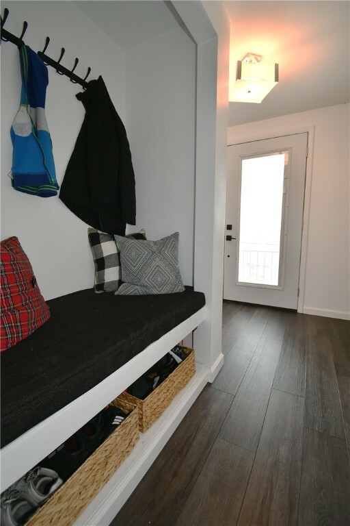 Property Photo:  1501 Leona Ave  PA 15129 