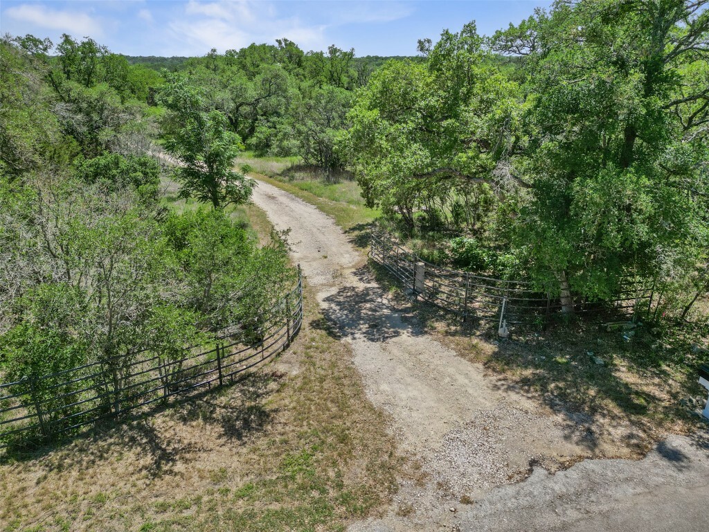 Property Photo: 504/506 Oak Grove Road TX 78666