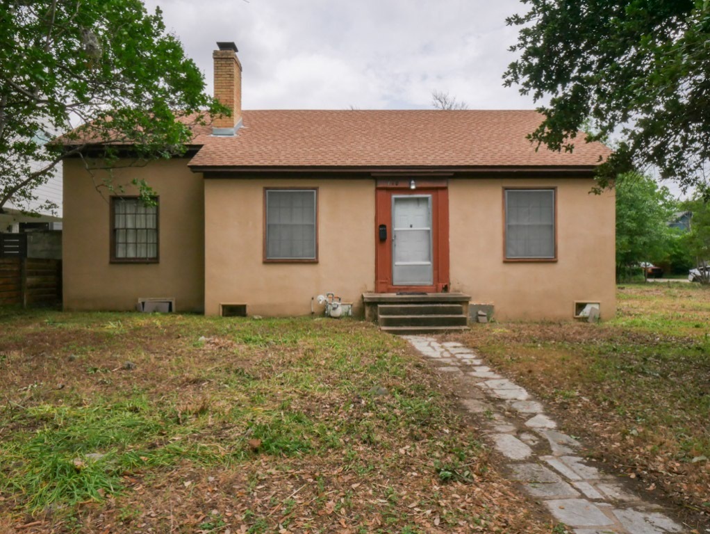 810 E 45th Street  Austin TX 78751 photo