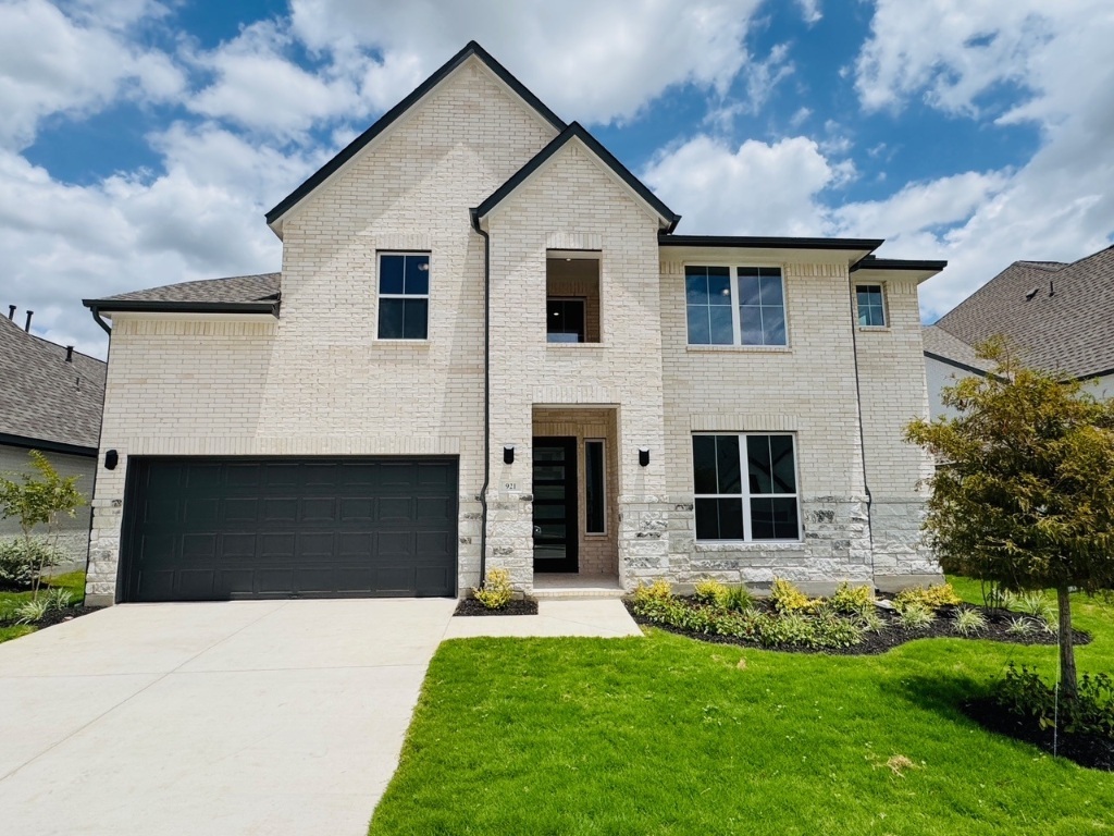 Property Photo:  921 Violet Sunset Drive  TX 78628 