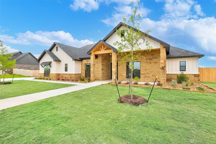 Property Photo: 6919 Cherry Laurel Road TX 76571