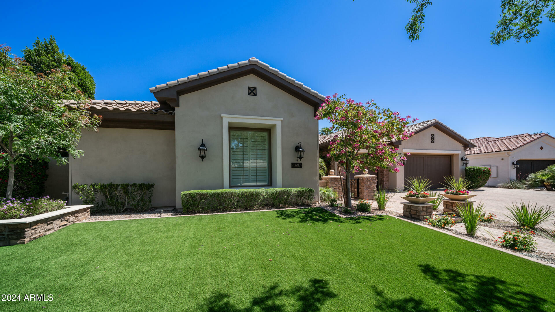 Property Photo: 4281 S Iowa Street AZ 85248