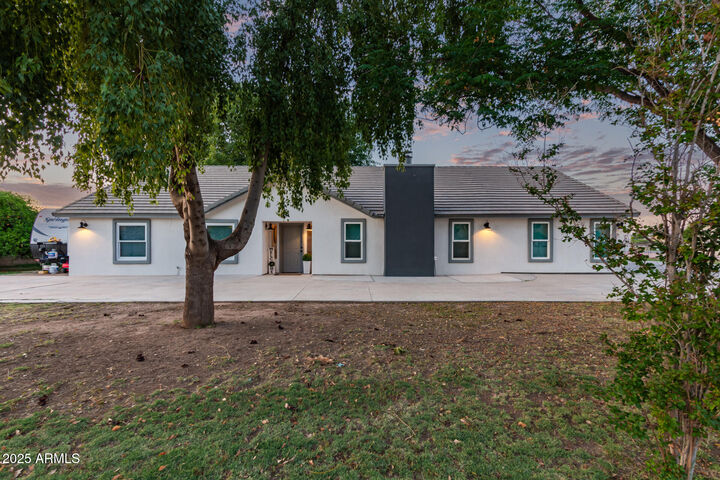17248 E Desert Lane  Gilbert AZ 85234 photo