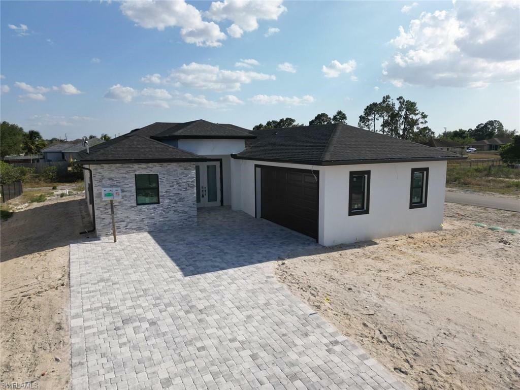Property Photo:  2619 15th St SW  FL 33976 