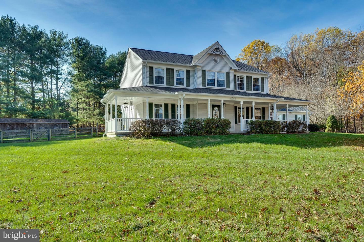 Property Photo: 25200 Woodfield School Road MD 20882