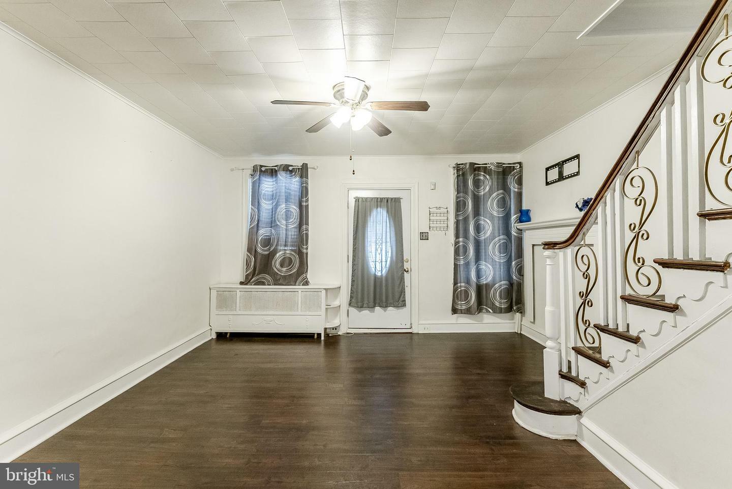 Property Photo: 6027 N Mascher Street PA 19120