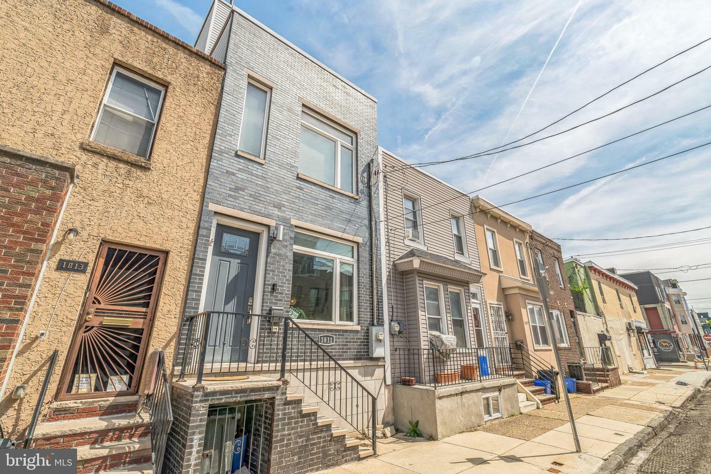 Property Photo: 1811 Reed Street PA 19146