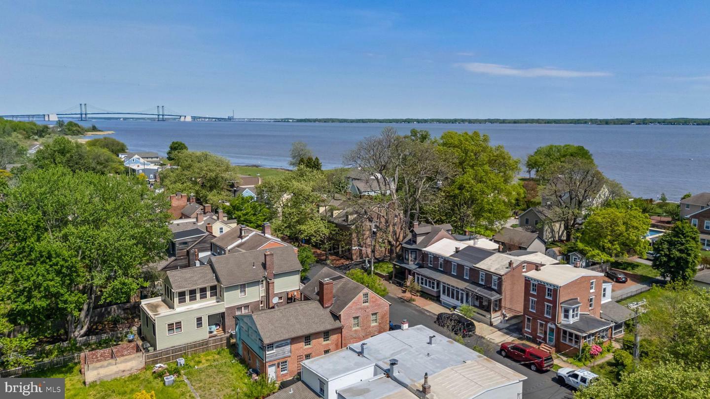 Property Photo: 113 E Second Street DE 19720