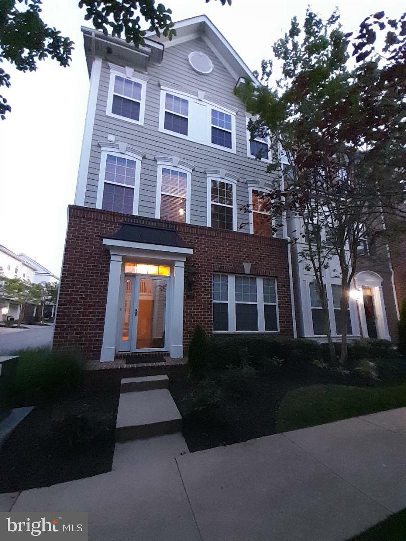 Property Photo: 17 Steeplechase Drive MD 20646