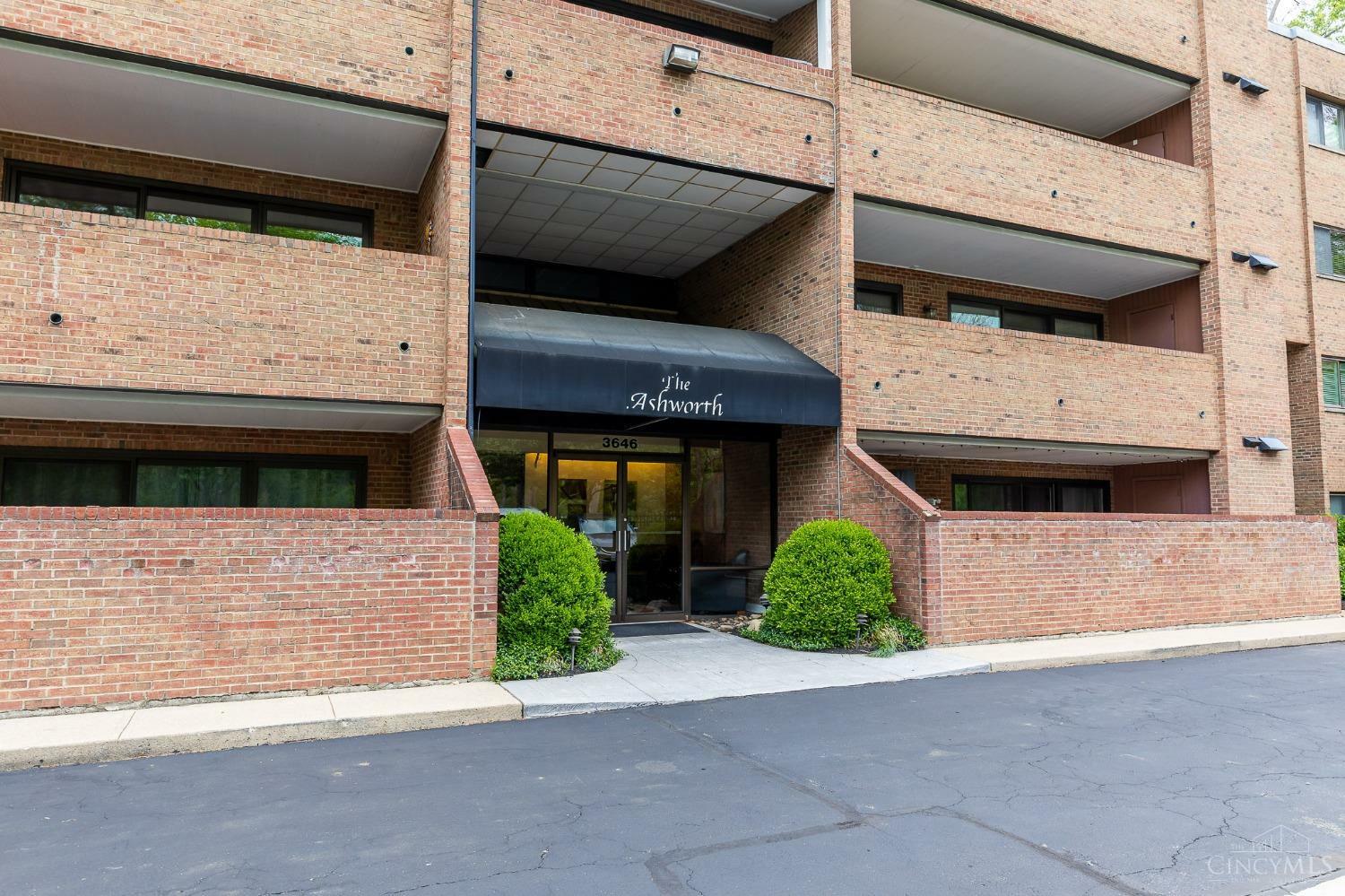 Property Photo: 3646 Ashworth Drive OH 45208