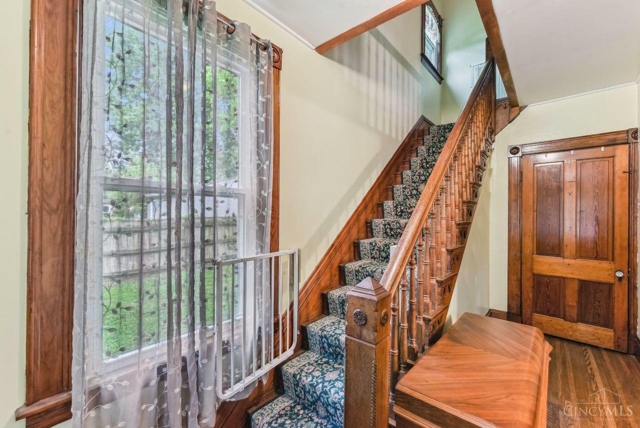 Property Photo: 124 Zinn Place OH 45233