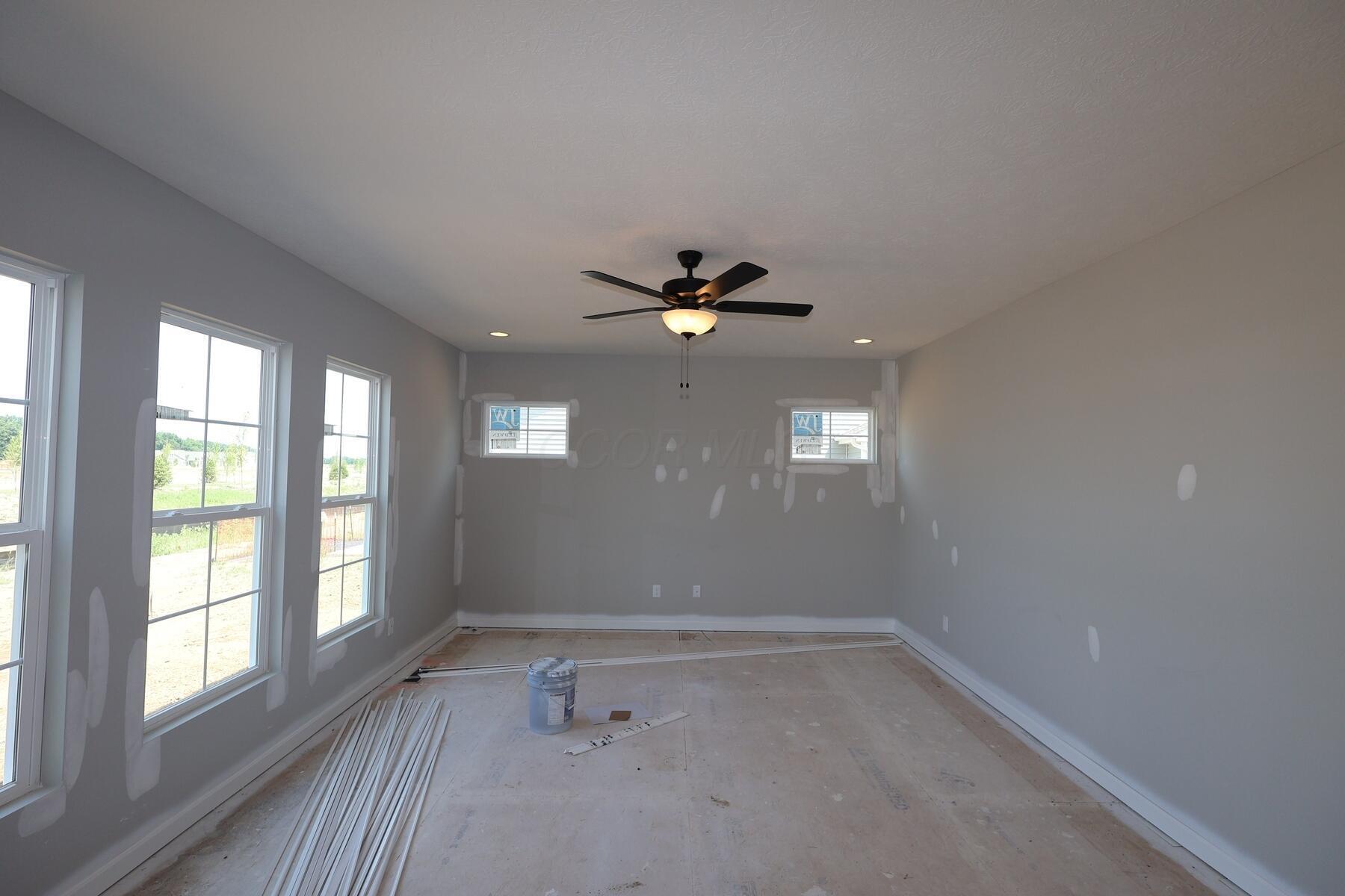 Property Photo: 4381 Kabarda Way OH 43026