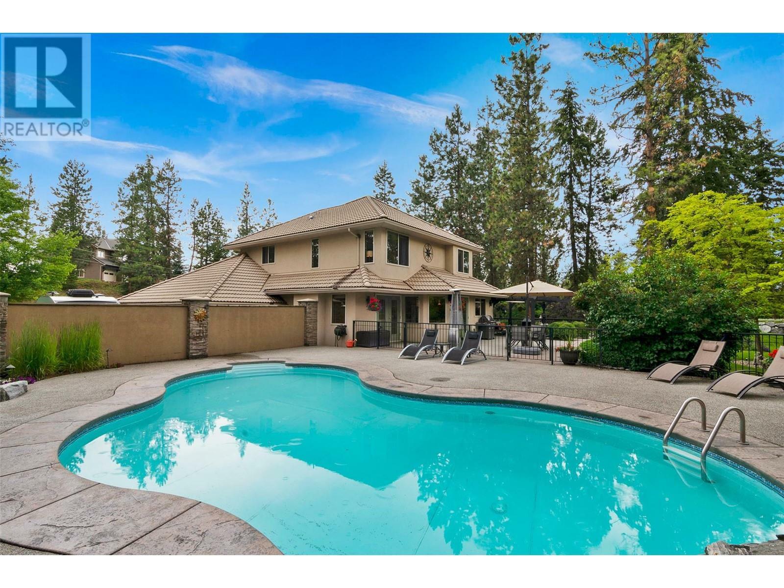 Property Photo: 4163 Mahonia Drive South BC V1W 4T1