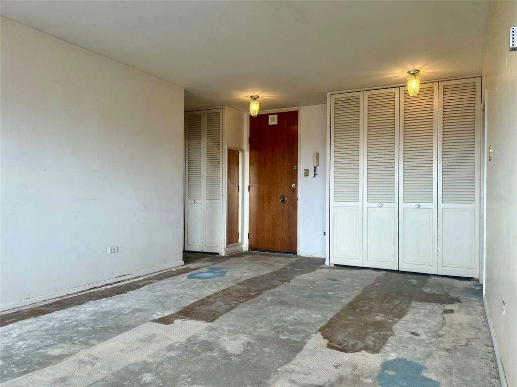 Property Photo: 99 Wellington Crescent MB R3M 0A2