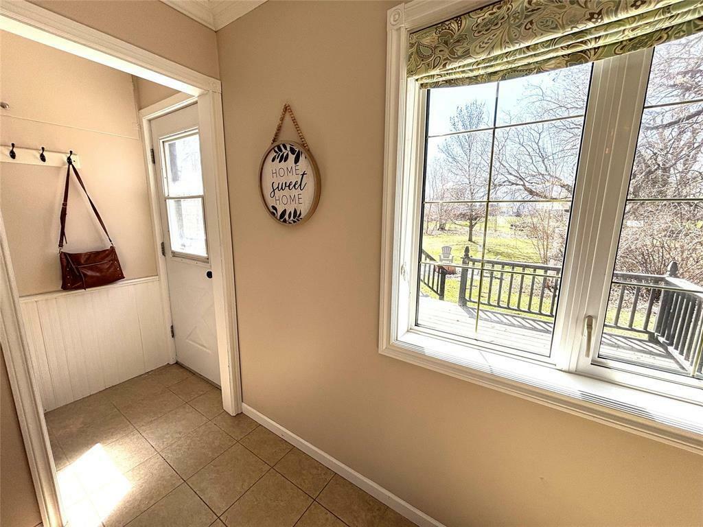 Property Photo: 17 3rd Avenue East Avenue MB R0G 1C0