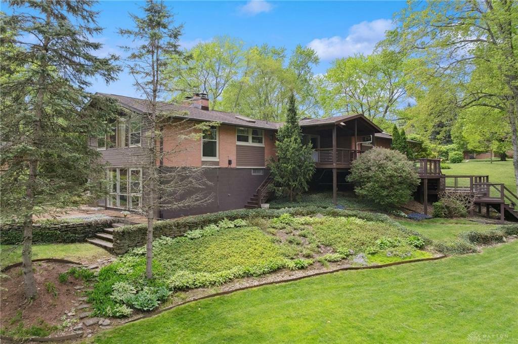 Property Photo: 4072 Woodedge Drive OH 45305