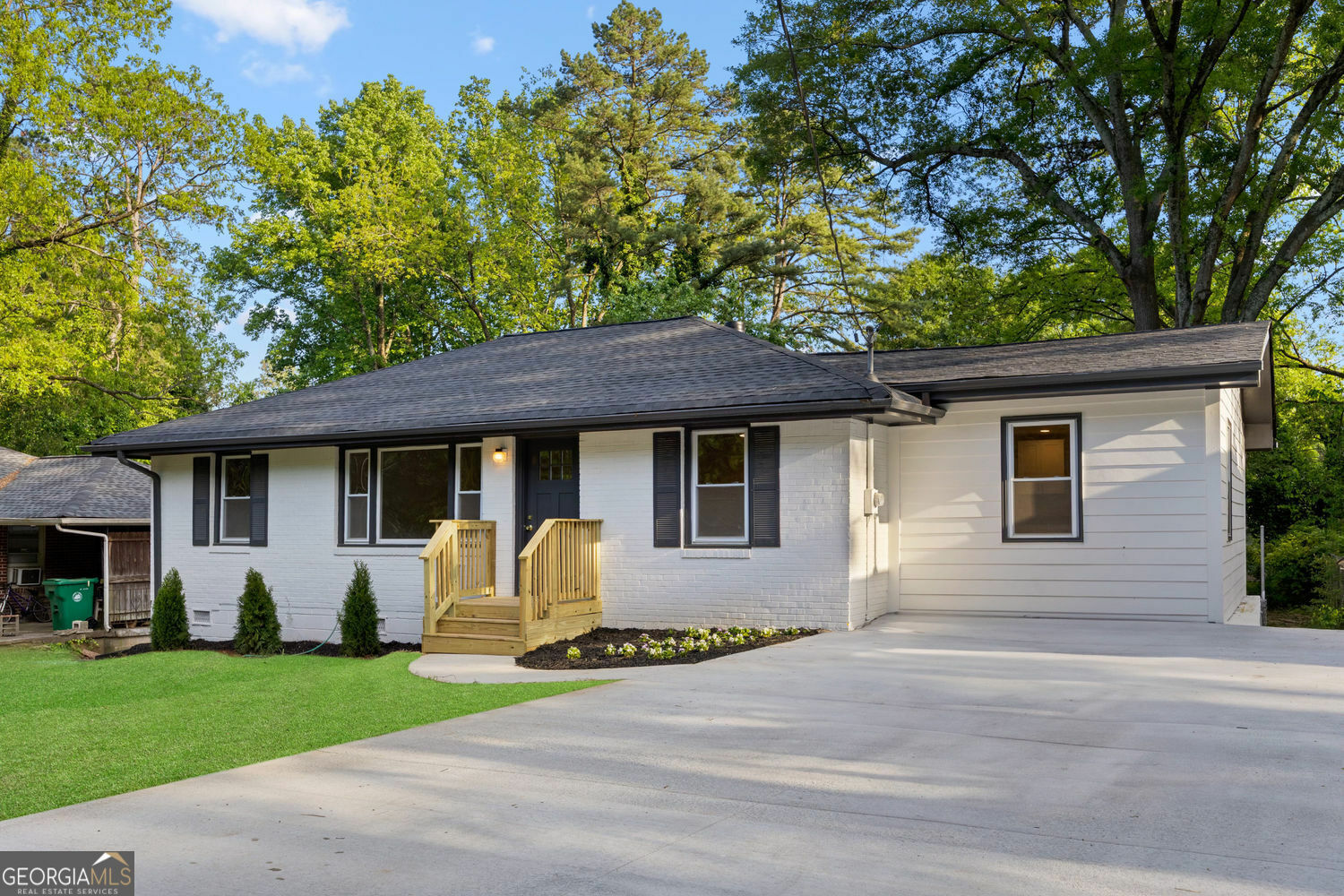 Property Photo: 2805 Long Way GA 30032