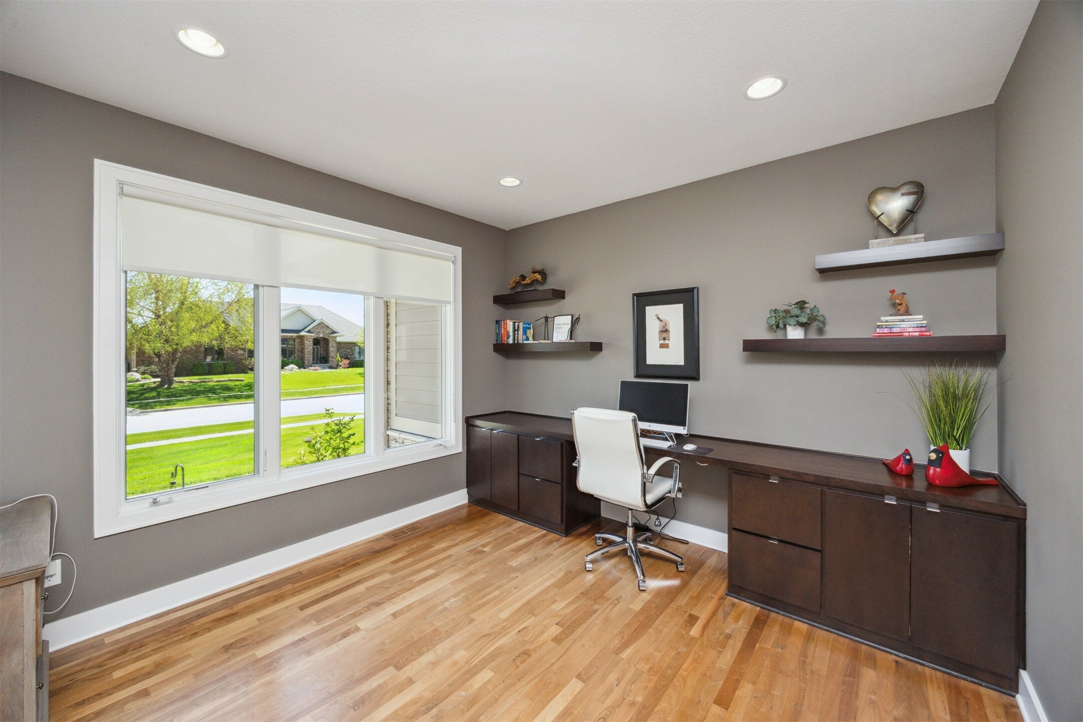 Property Photo: 8513 Prairie Ridge Drive IA 50131
