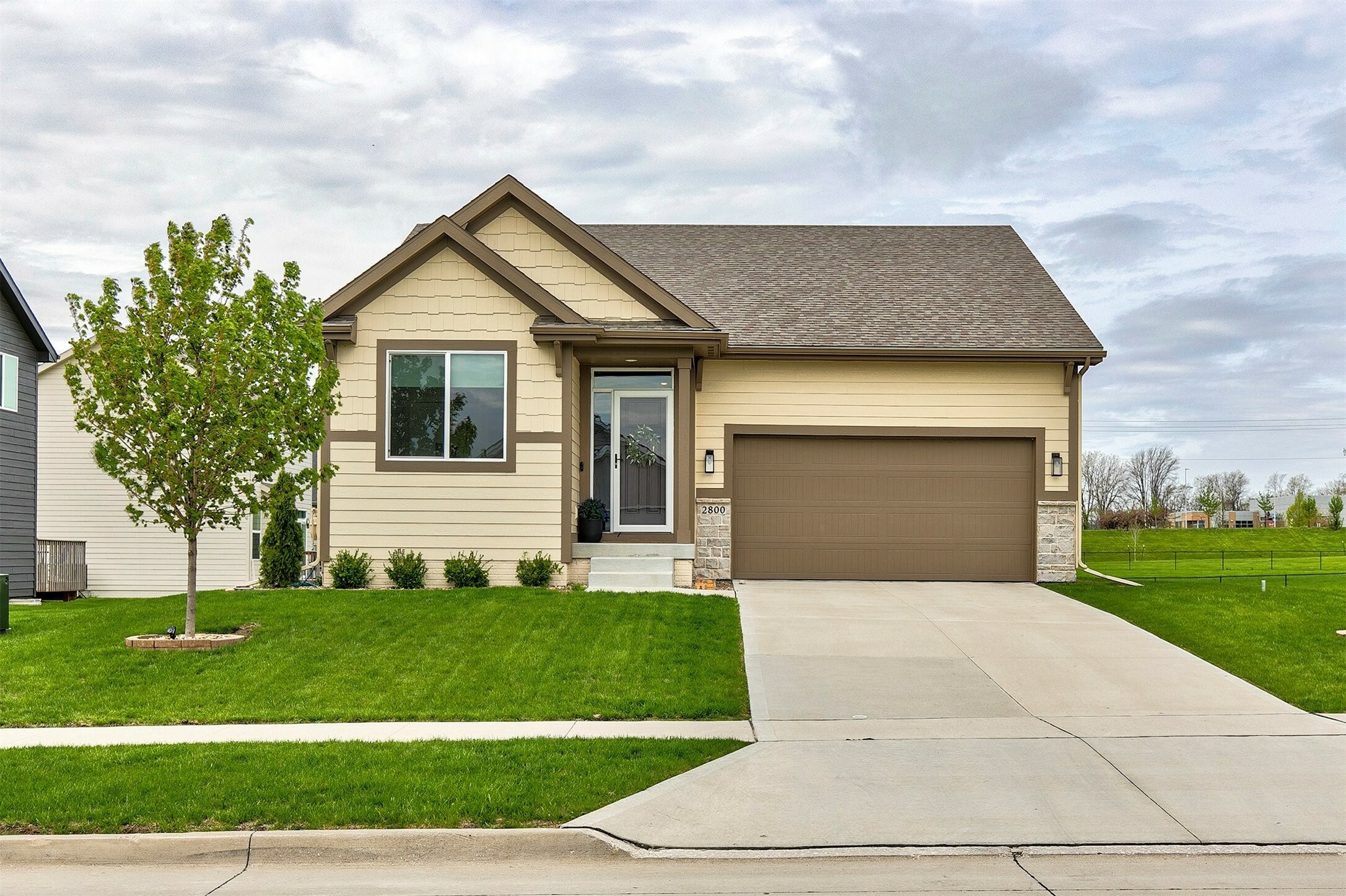 Property Photo: 2800 SE Bluestem Drive IA 50263