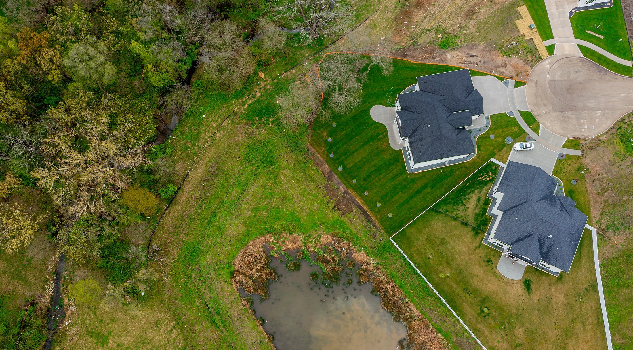 Property Photo: 770 Canterbury Circle IA 50263