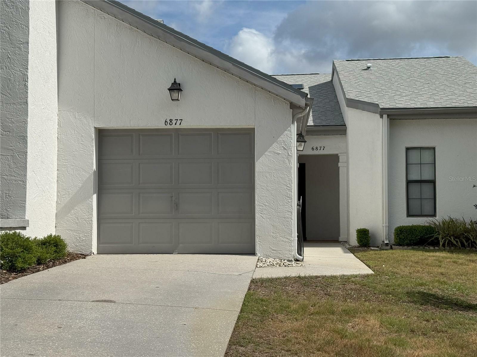 Property Photo: 6877 E Culpepper Court FL 34452