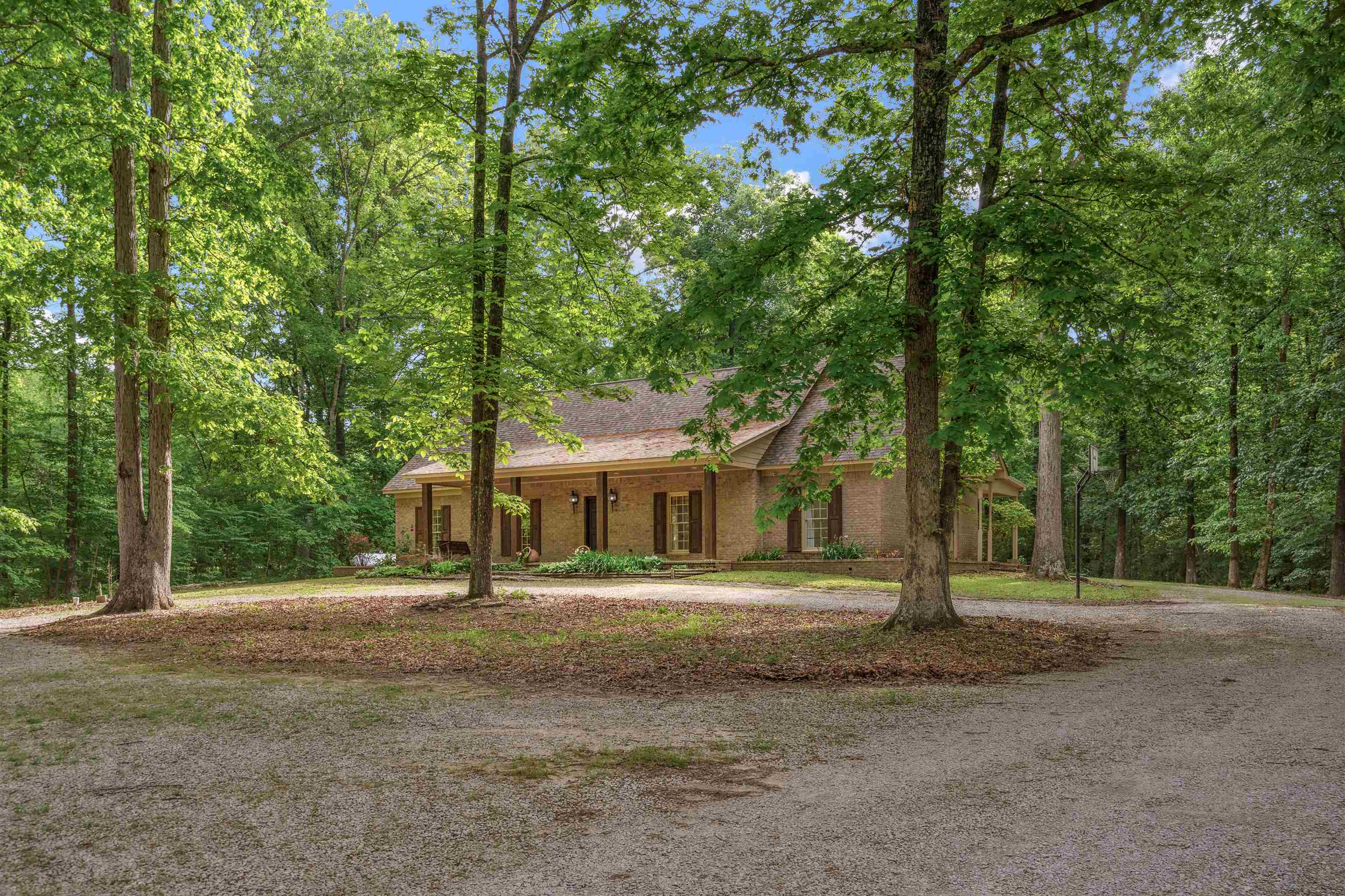 Property Photo: 4020 Price Rd TN 38057