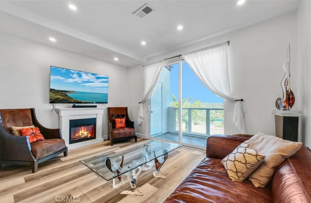 Property Photo: 30902 Clubhouse Drive 16H CA 92677