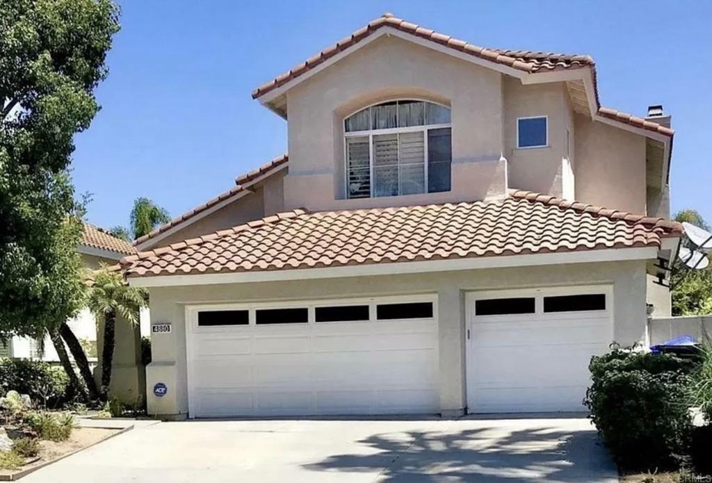 Property Photo: 4880 Eastcliff Court CA 92130