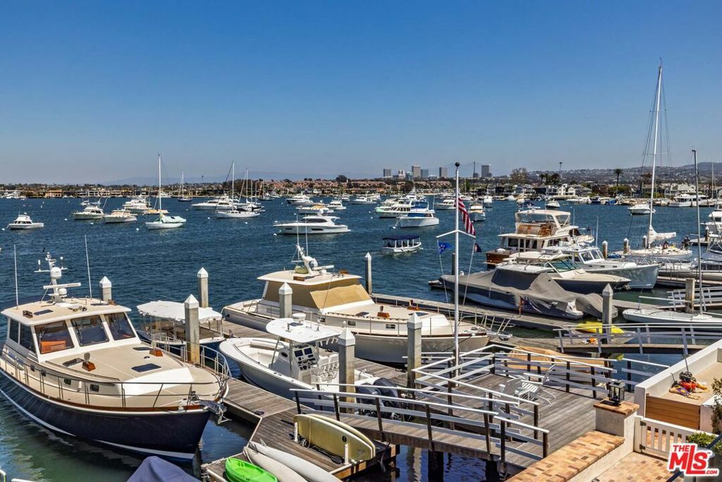 Property Photo: 812 W Bay Avenue CA 92661