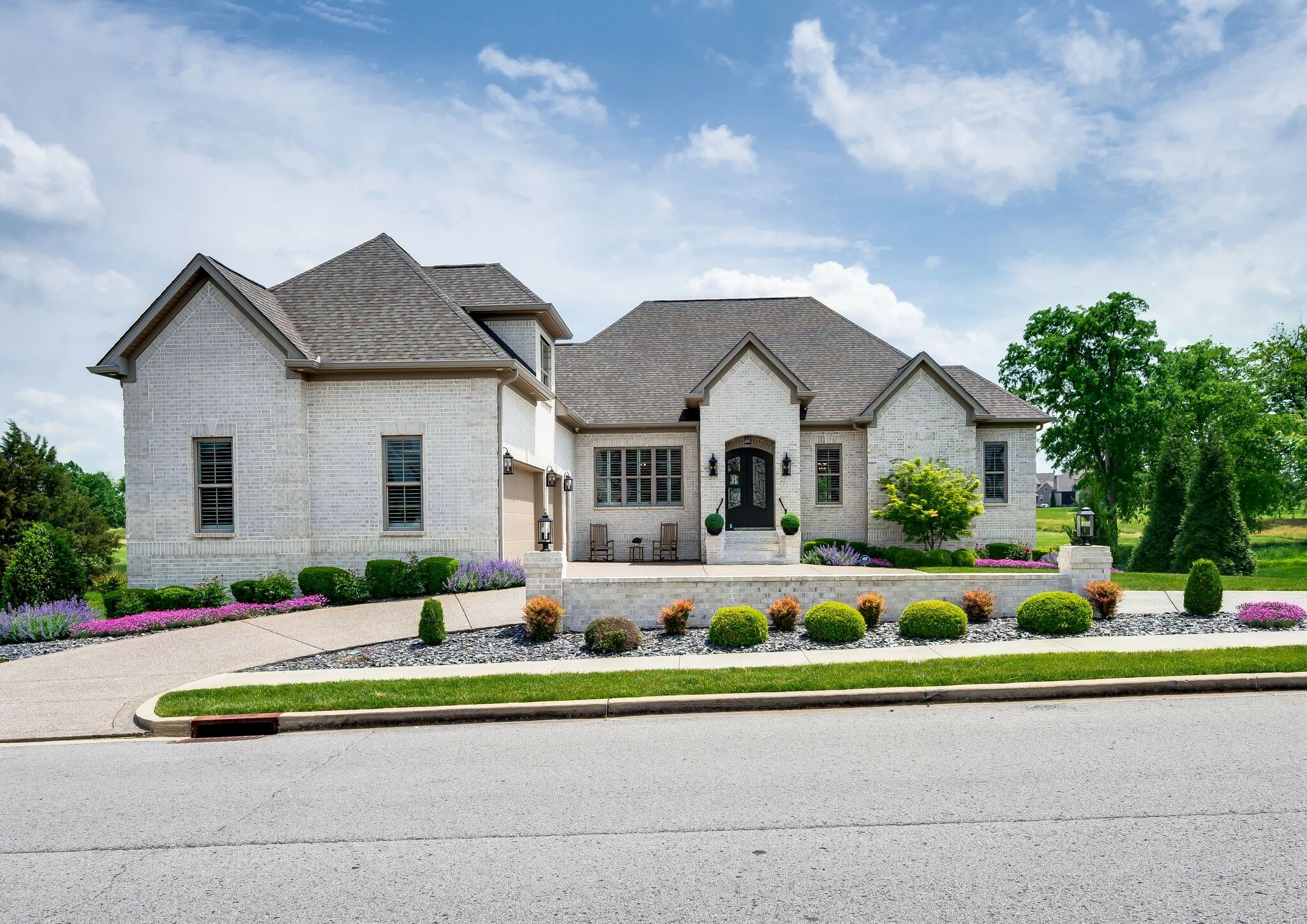 Property Photo: 1036 Albatross Way TN 37066