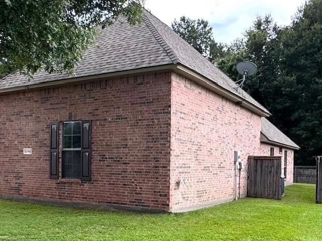 Property Photo: 12742 Diamond Lake Drive LA 70785