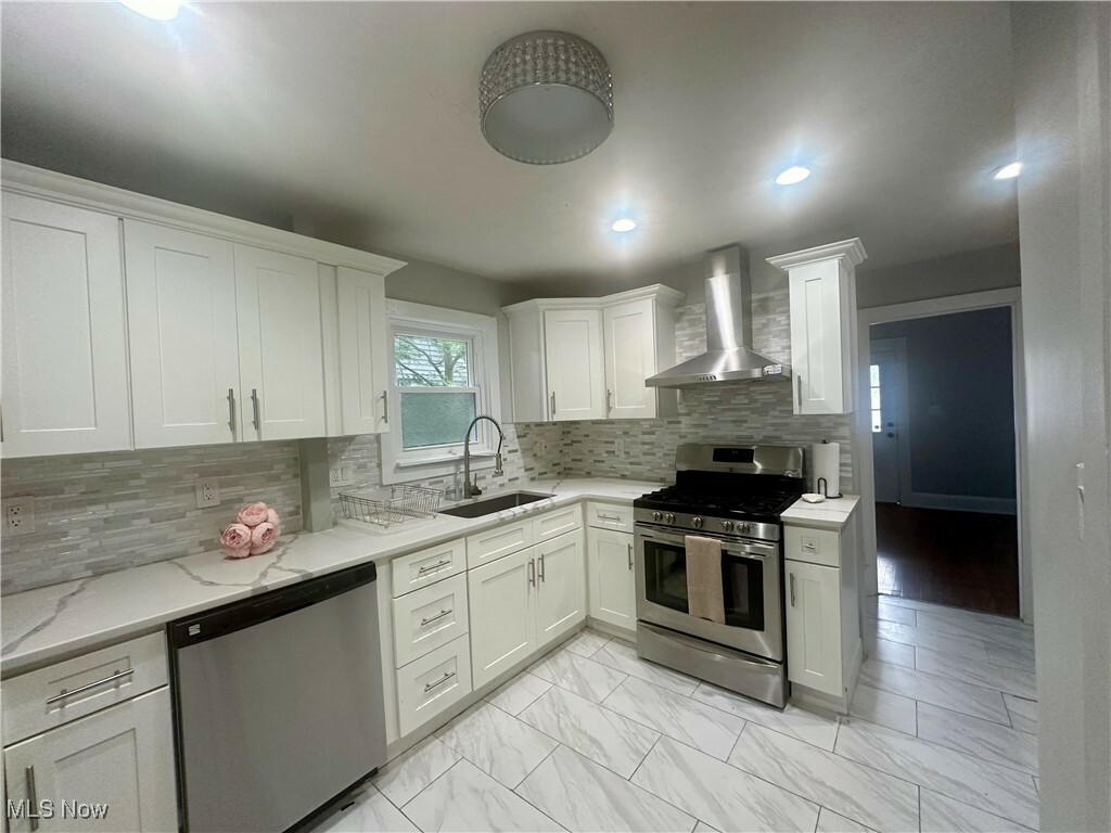 Property Photo: 1291 Idlewood Avenue OH 44107
