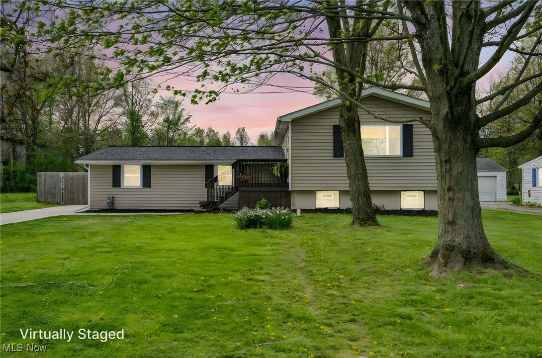 Property Photo: 33765 Henwell Road OH 44028