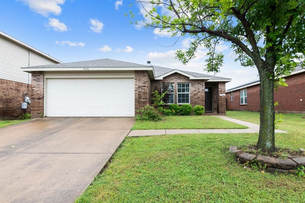 Property Photo:  5032 River Rock Boulevard  TX 76179 