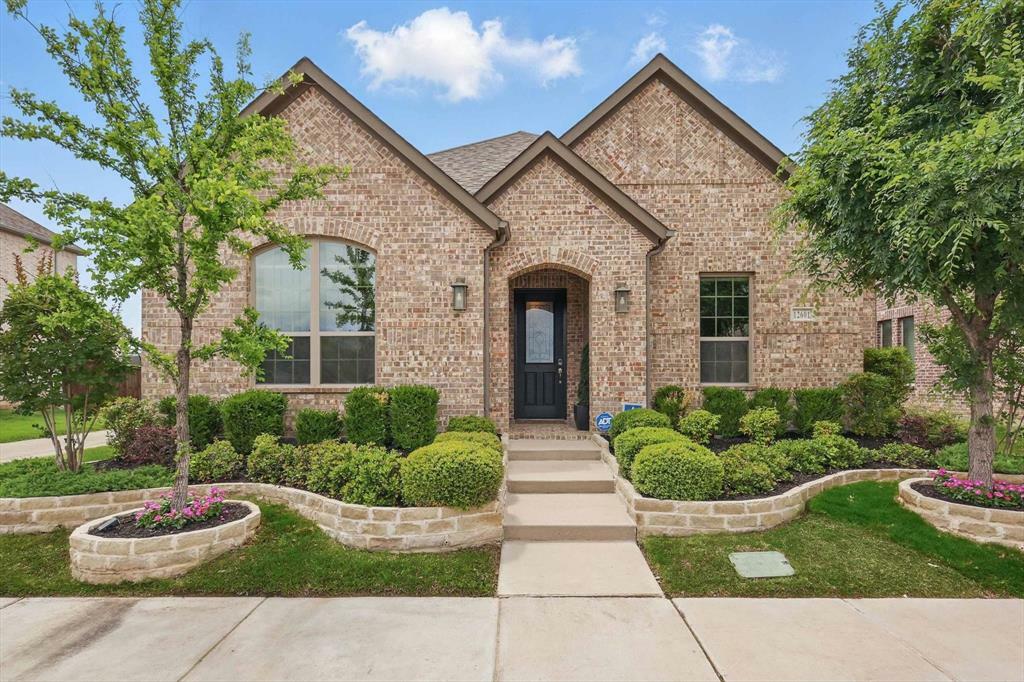 Property Photo: 12601 Coventry Court TX 75234