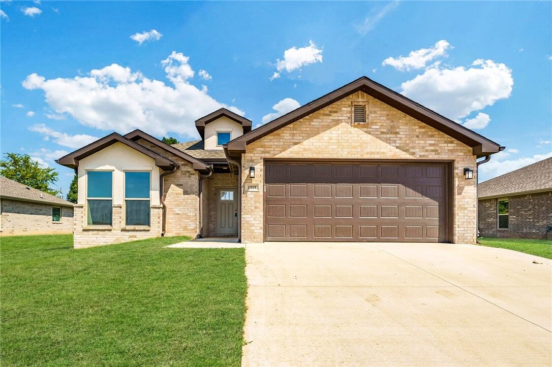 Property Photo:  1808 Porter Street  AR 72751 