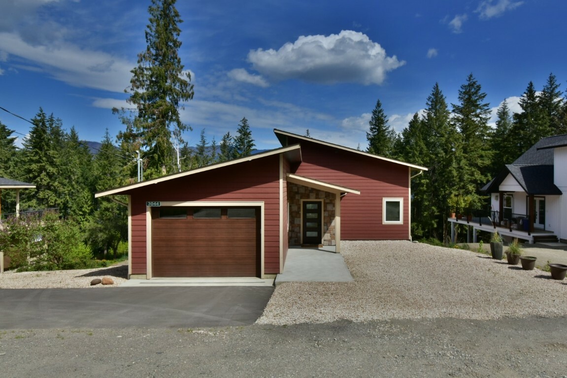 Property Photo: 3044 Cedar Drive BC V0E 2W2