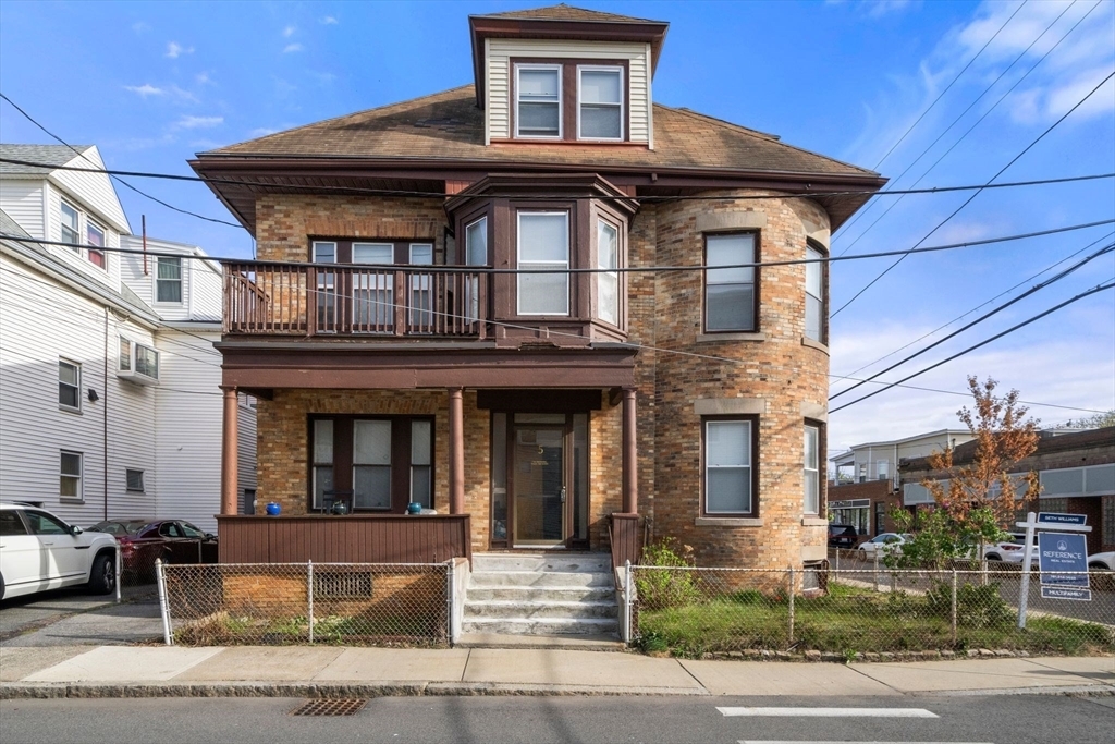 5 Waveway Ave  Winthrop MA 02152 photo