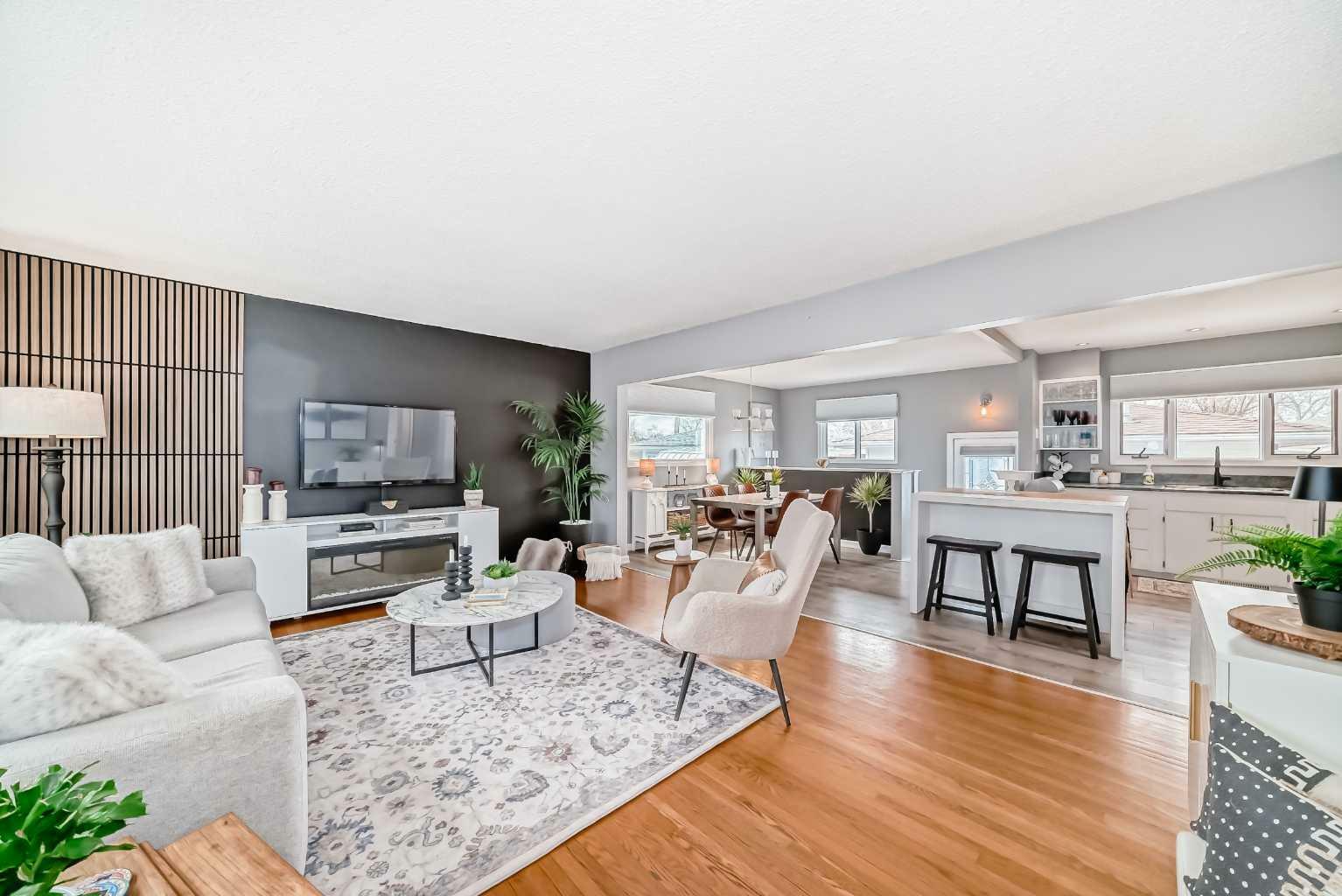 Property Photo: 417 Astoria Crescent SE AB T2J 0Y4