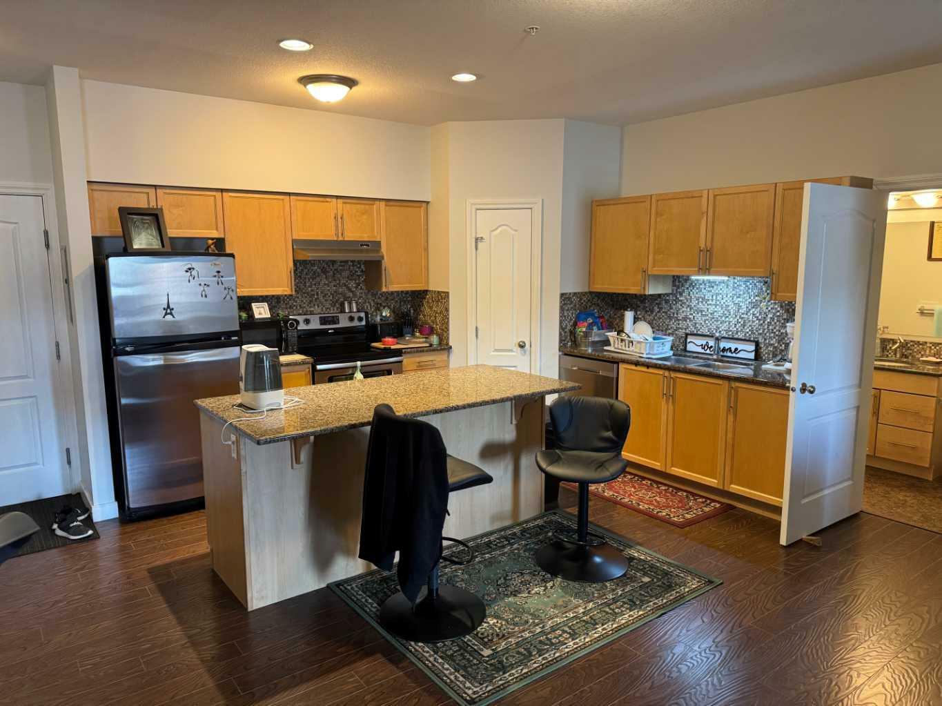 Property Photo: 4901 46 Street 303 AB T4N 1N2