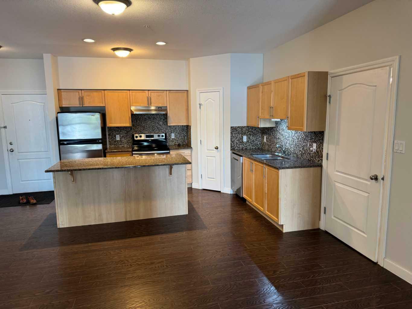 Property Photo: 4901 46 Street 303 AB T4N 1N2