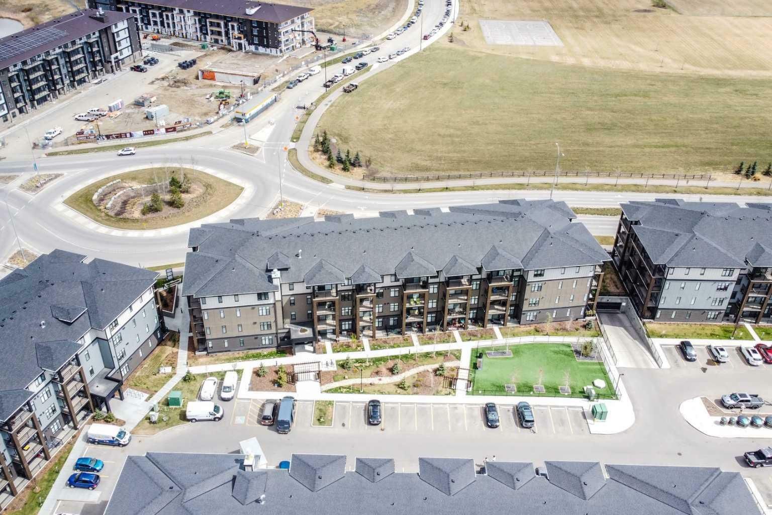 Property Photo: 200 Seton Circle SE 2306 AB T3M 3X1