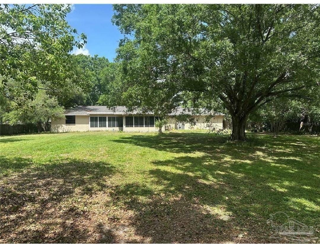 Property Photo: 12508 Palomino Ct FL 33626