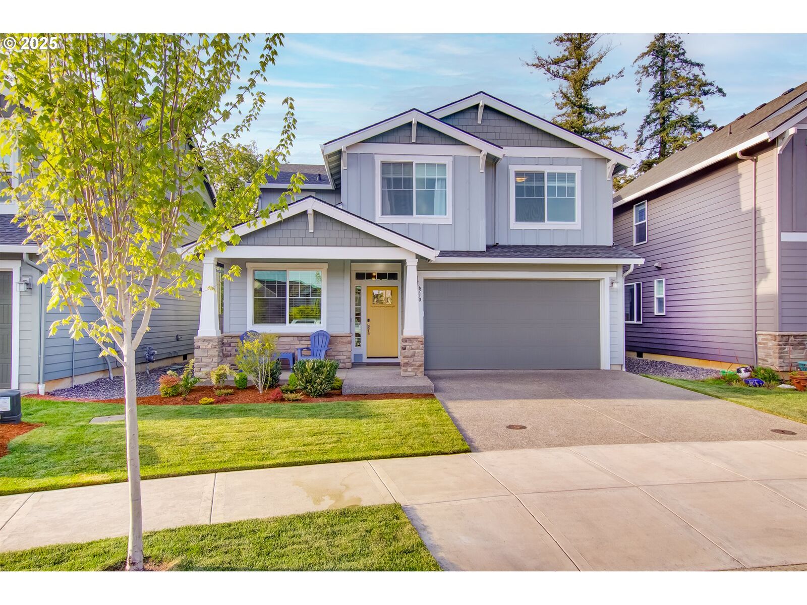 Property Photo:  6750 N 89th Loop  WA 98607 