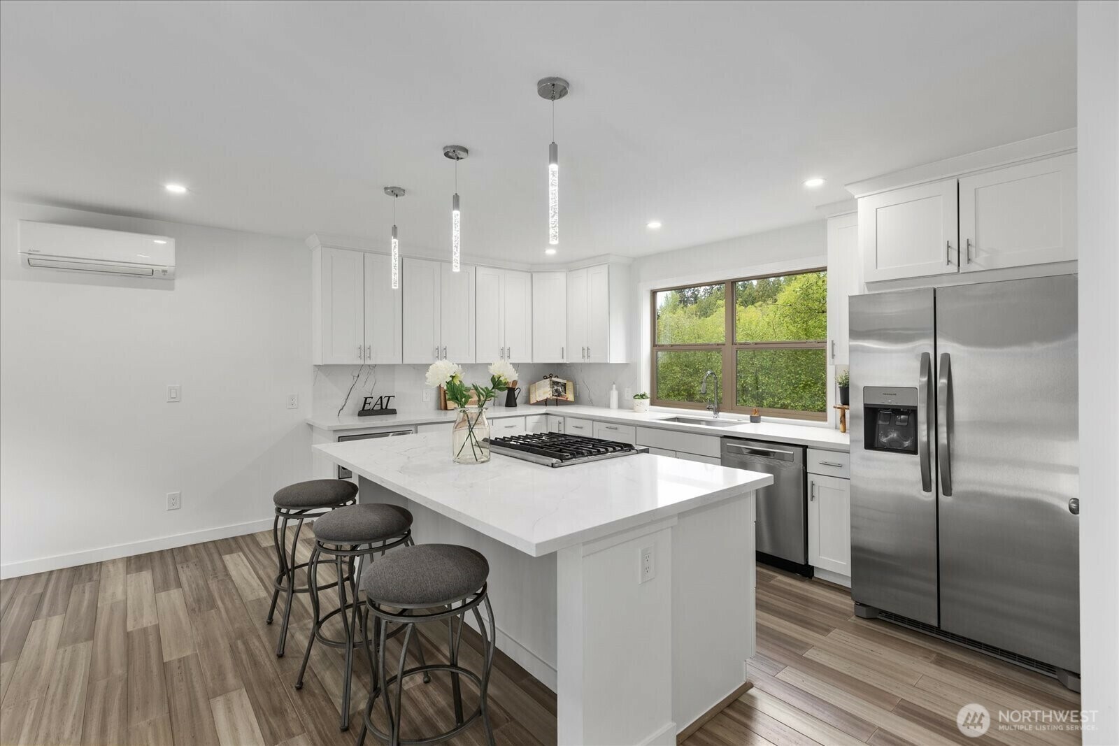 Property Photo: 25 140th Street SW WA 98208